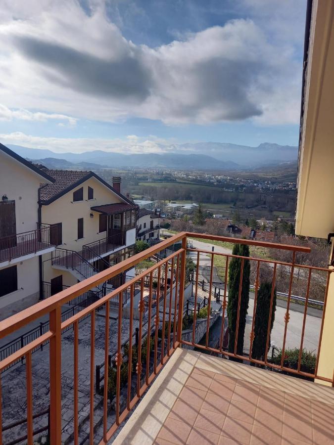 Ferienwohnung Il Nido Castel Di Sangro Exterior foto